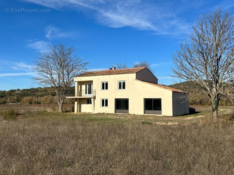 Maison à BONNIEUX