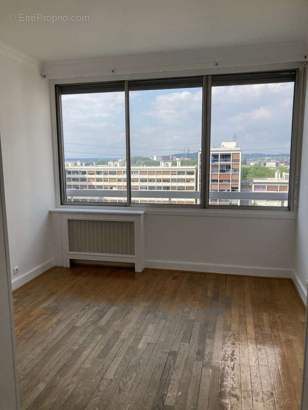 Appartement a louer sarcelles - 5 pièce(s) - 120 m2 - Surfyn