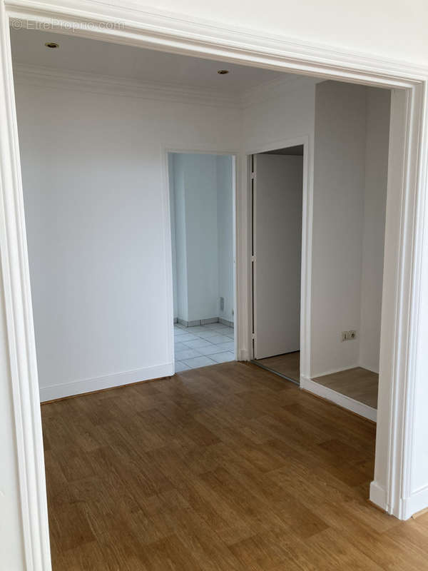 Appartement a louer sarcelles - 5 pièce(s) - 120 m2 - Surfyn