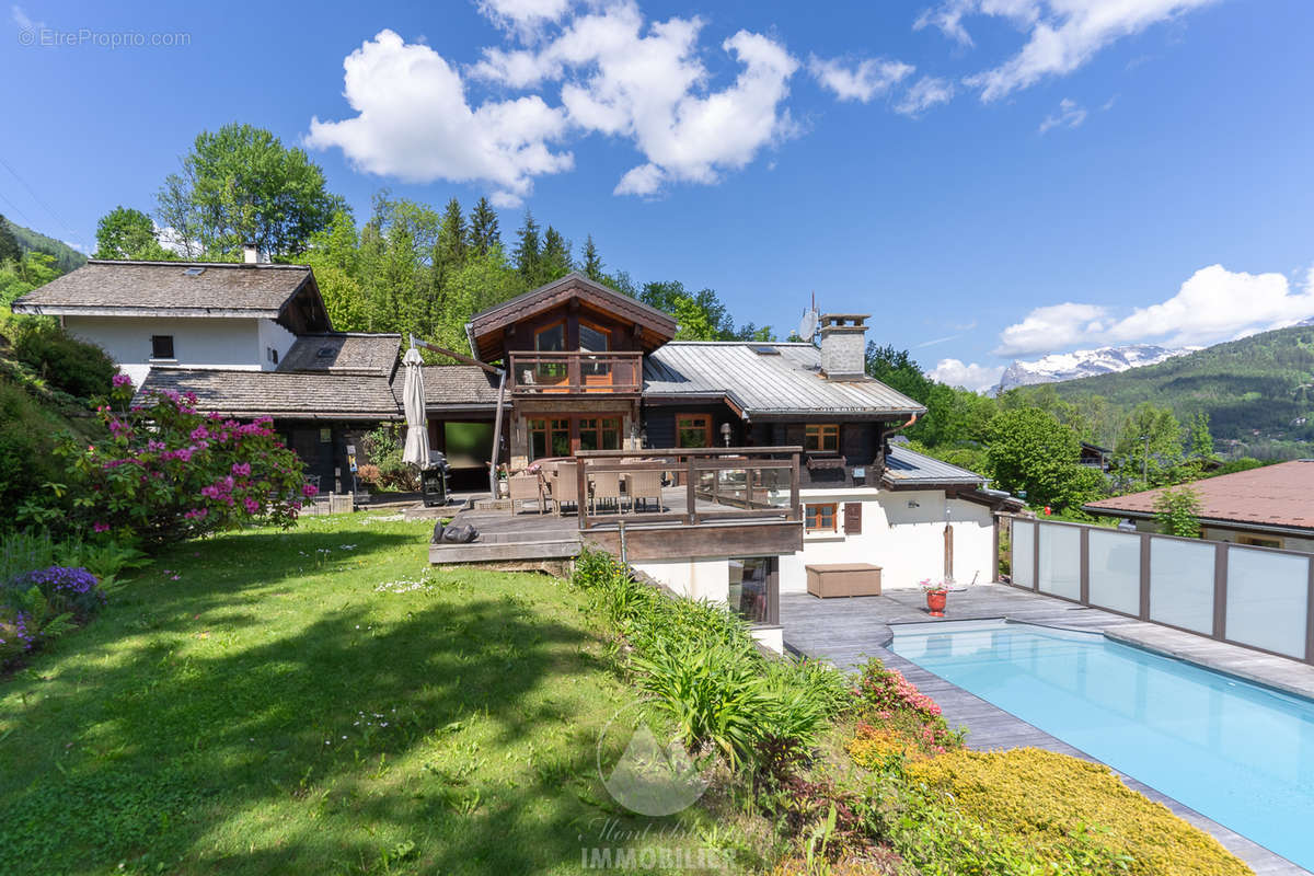 Maison à LES HOUCHES