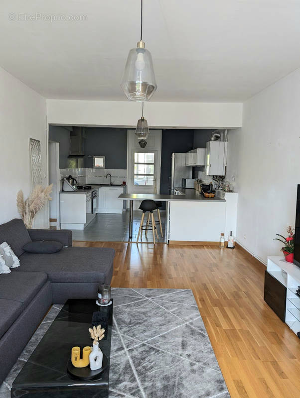 Appartement à BOURG-LES-VALENCE