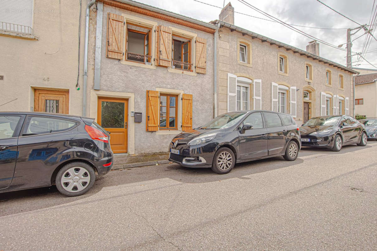 Maison à NOVEANT-SUR-MOSELLE