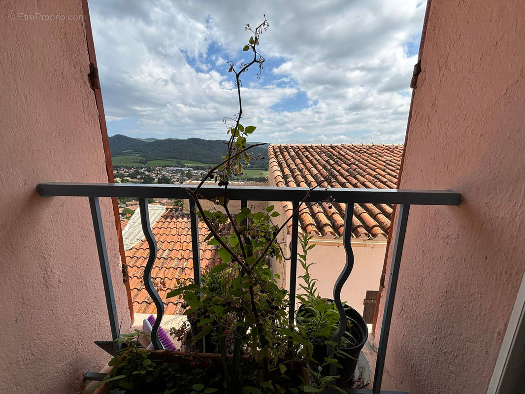 Appartement à PIERREFEU-DU-VAR