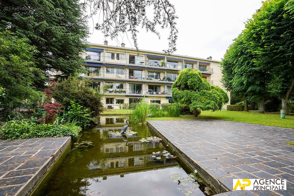 Appartement à MAISONS-LAFFITTE