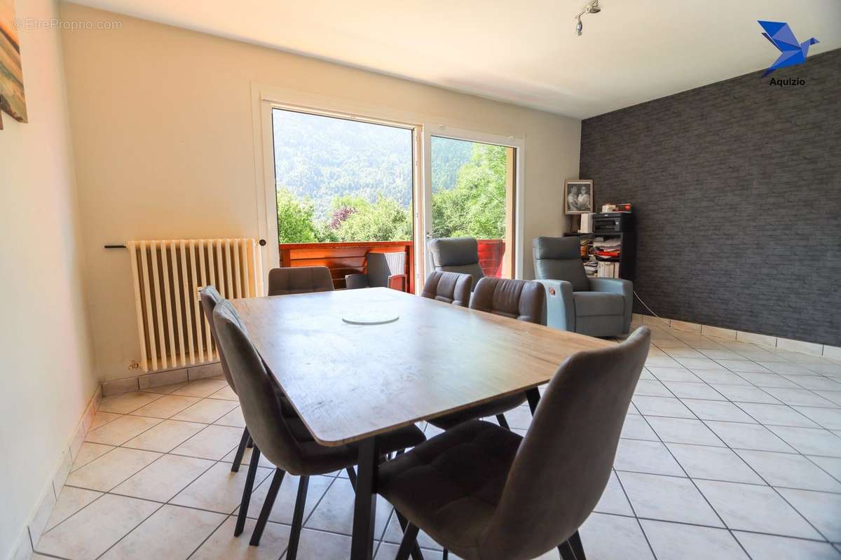 Appartement à SAINT-JEOIRE