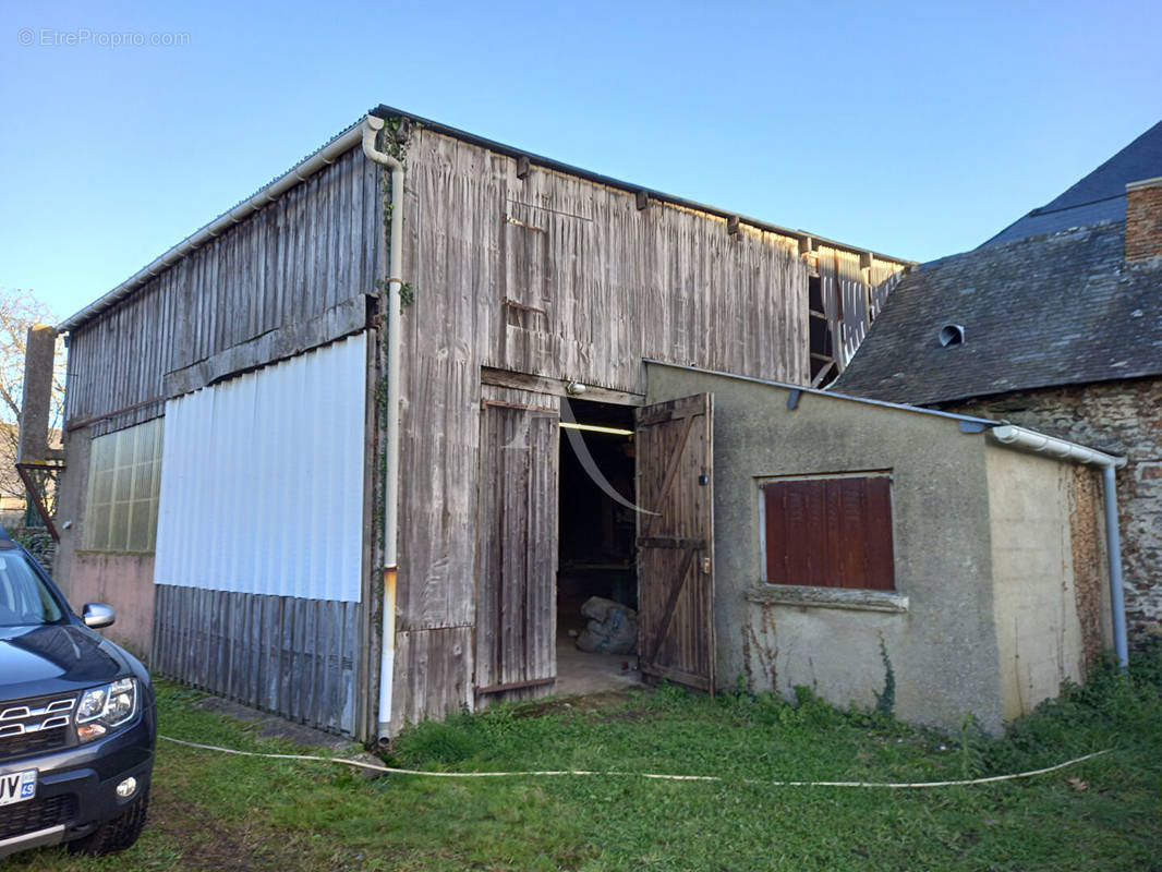 Terrain à CHAMPIGNE