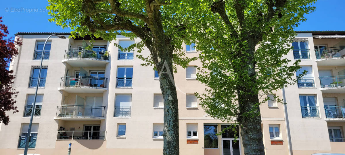 Appartement à SAINTES