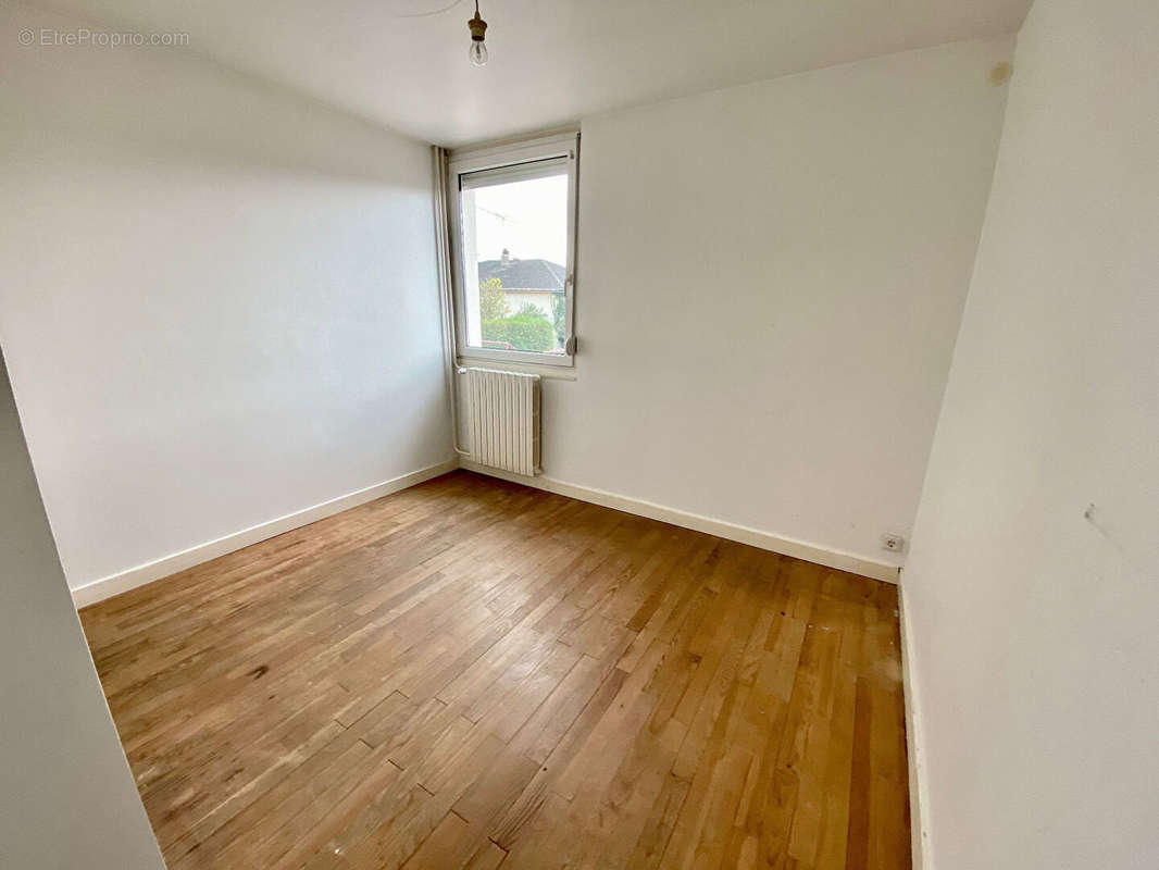 Appartement à NEUNKIRCHEN-LES-BOUZONVILLE