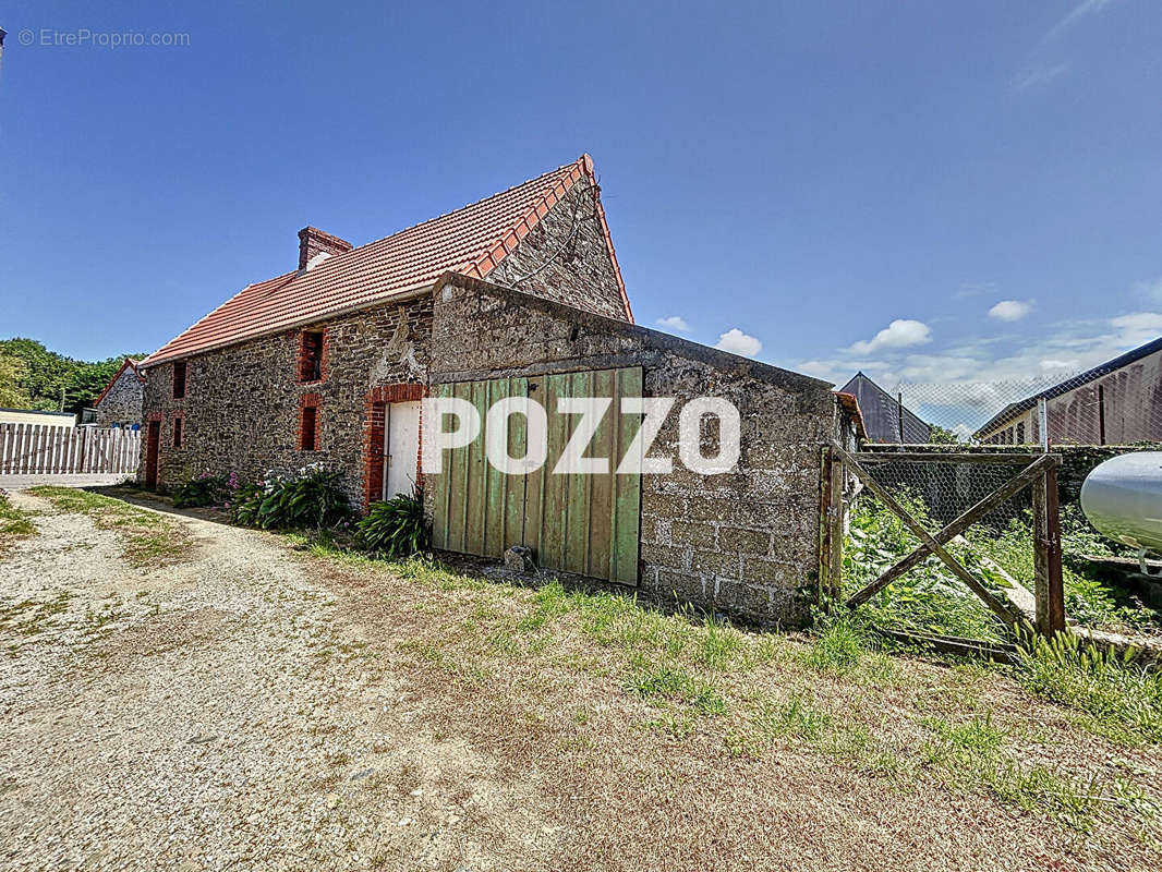 Maison à LES MOITIERS-D&#039;ALLONNE