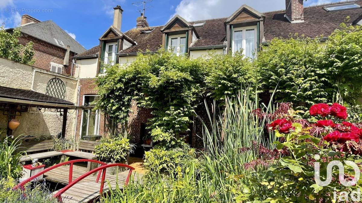 Photo 1 - Maison à BEAUVAIS