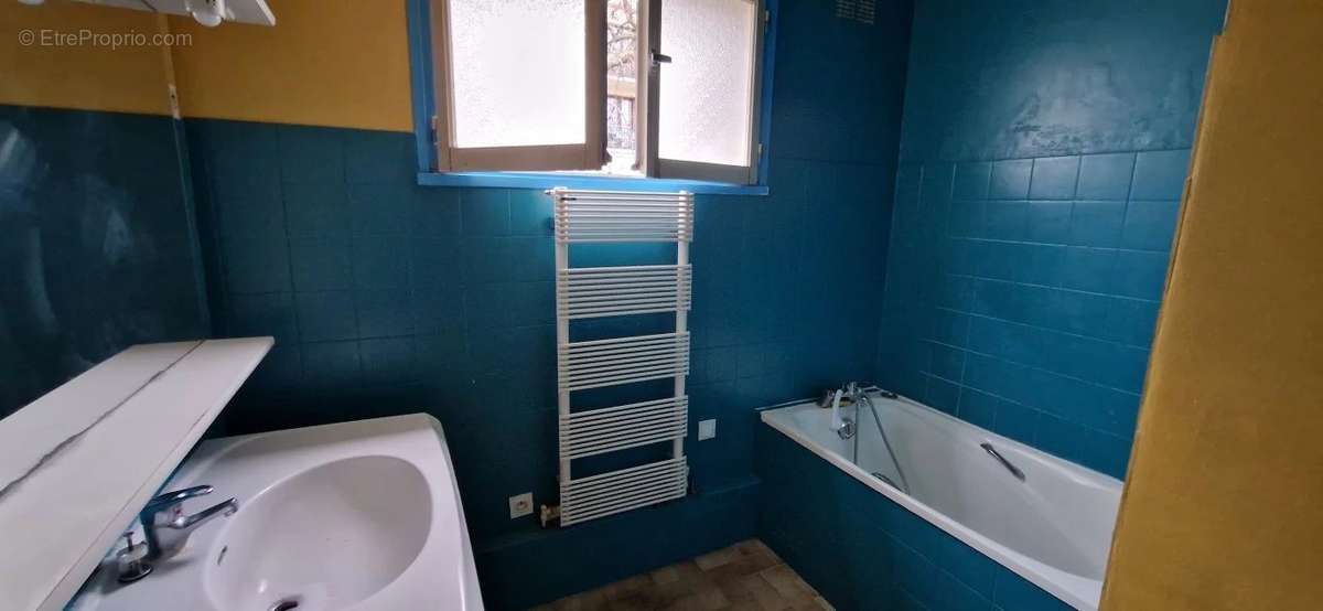 Appartement à BREUILLET