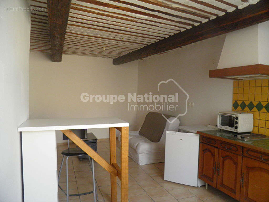 Appartement à SAINT-SATURNIN-LES-AVIGNON