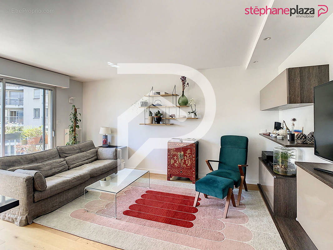 Appartement à SURESNES