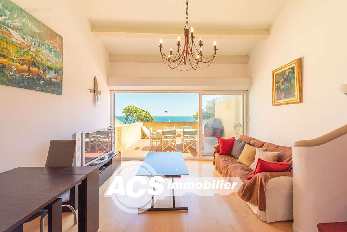 Appartement à SAUSSET-LES-PINS