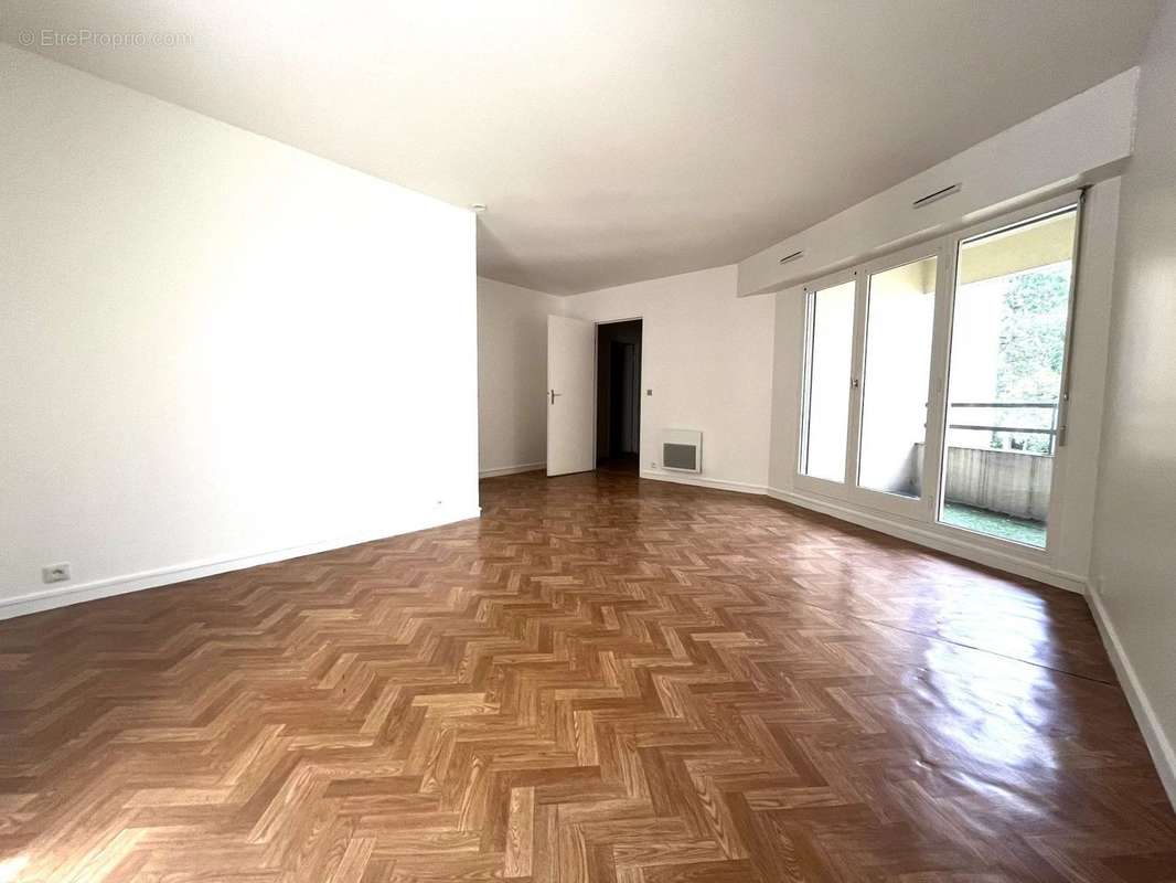 Appartement à MAISONS-ALFORT