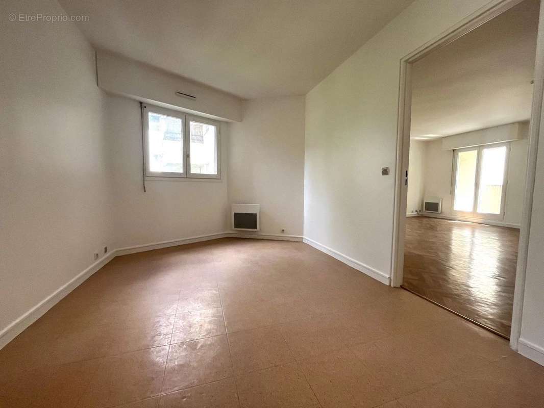 Appartement à MAISONS-ALFORT