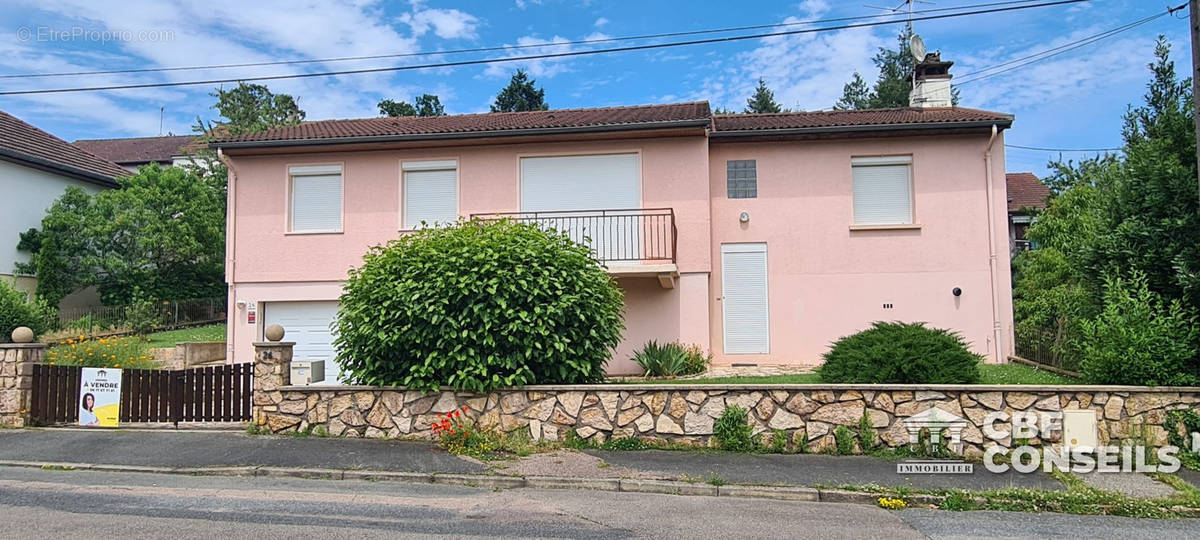 Maison à LE CREUSOT