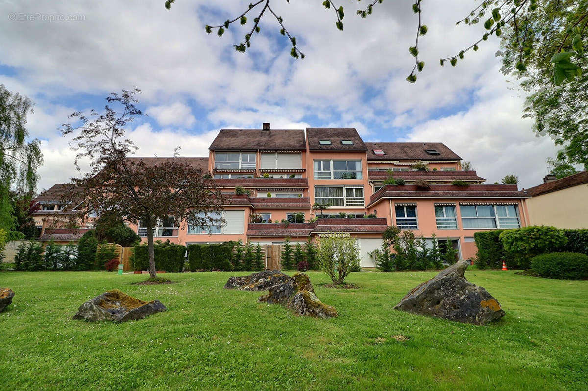 Appartement à PONTOISE