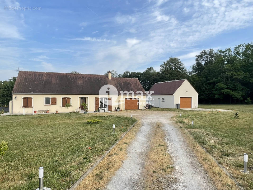 Maison à CHANTECOQ