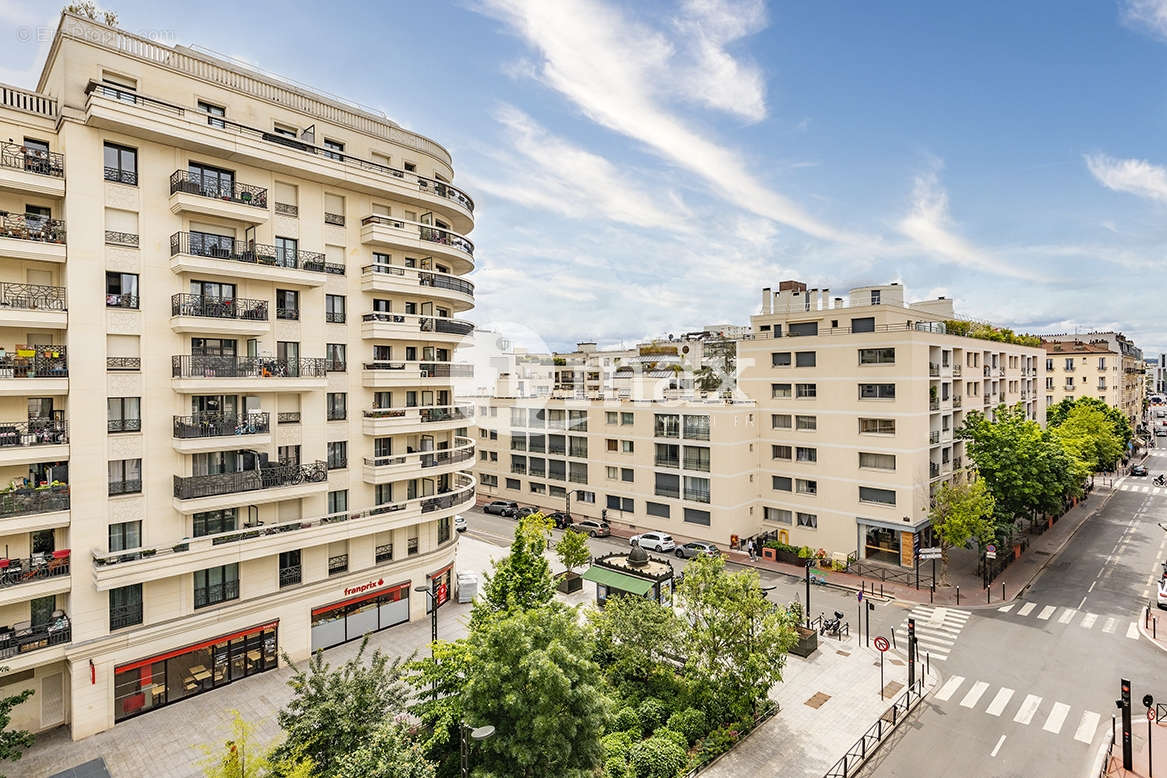 Appartement à LEVALLOIS-PERRET