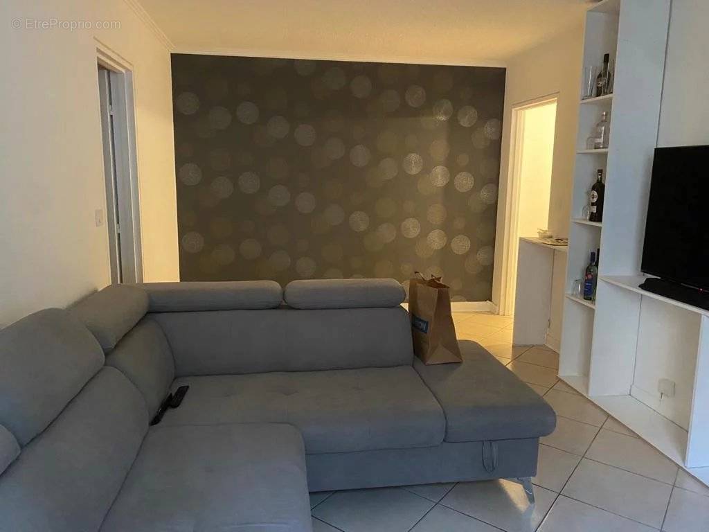 Appartement à AUBERVILLIERS