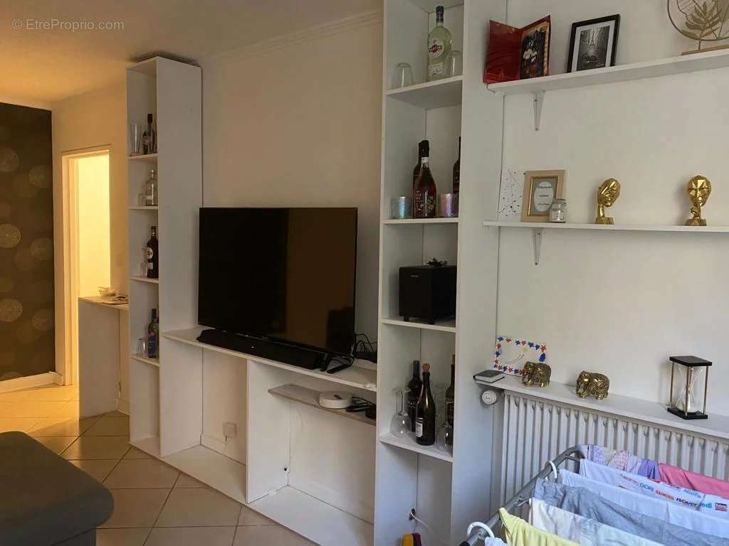 Appartement à AUBERVILLIERS