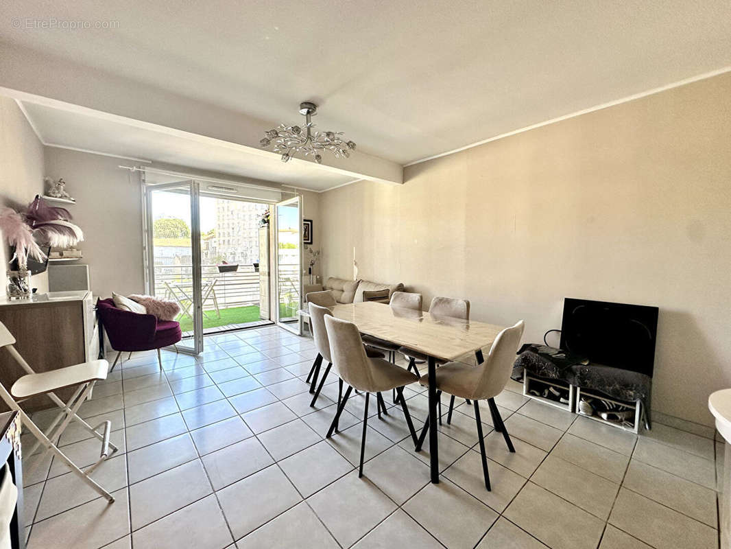 Appartement à MARSEILLE-14E