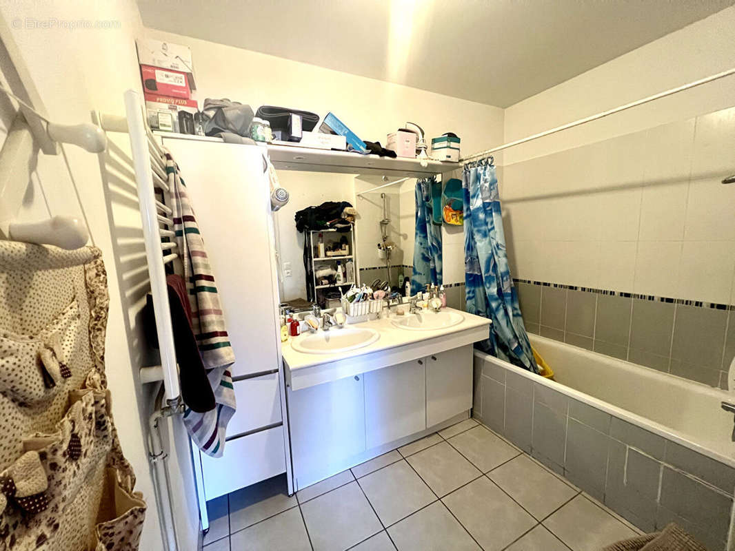 Appartement à MARSEILLE-14E