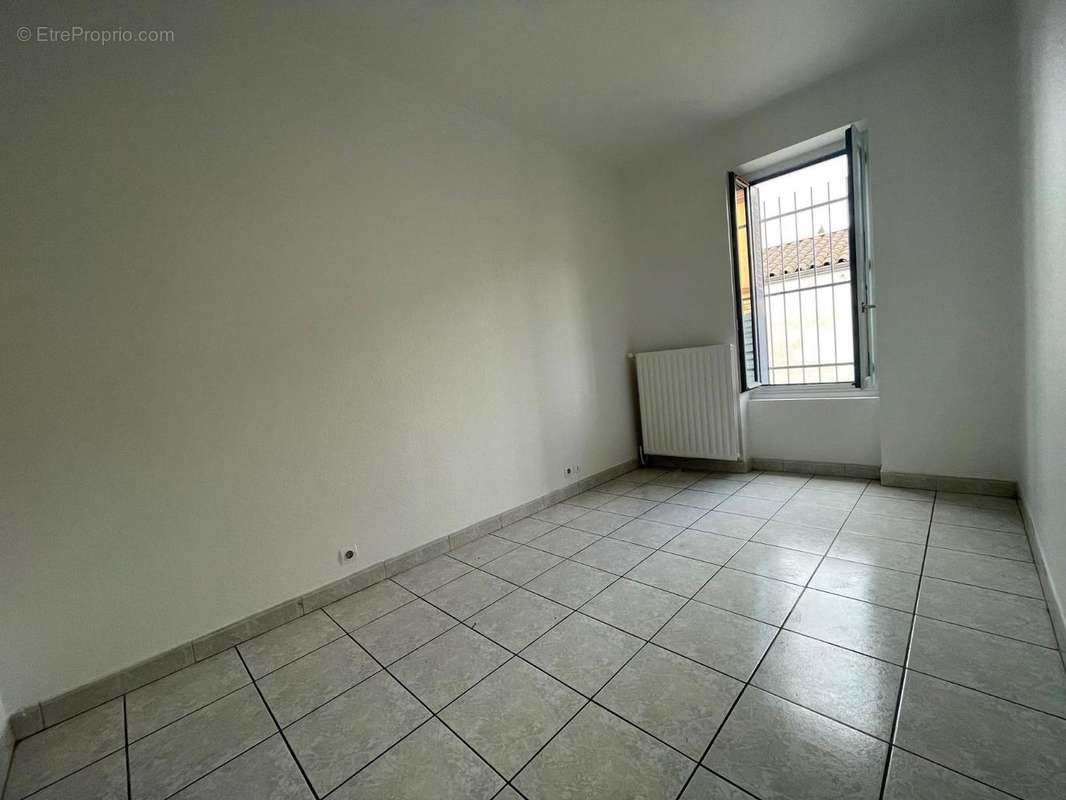   - Appartement à TOULOUSE