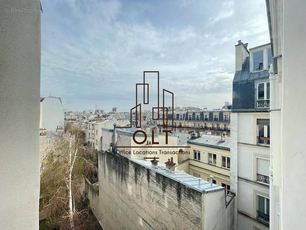 Appartement à PARIS-17E