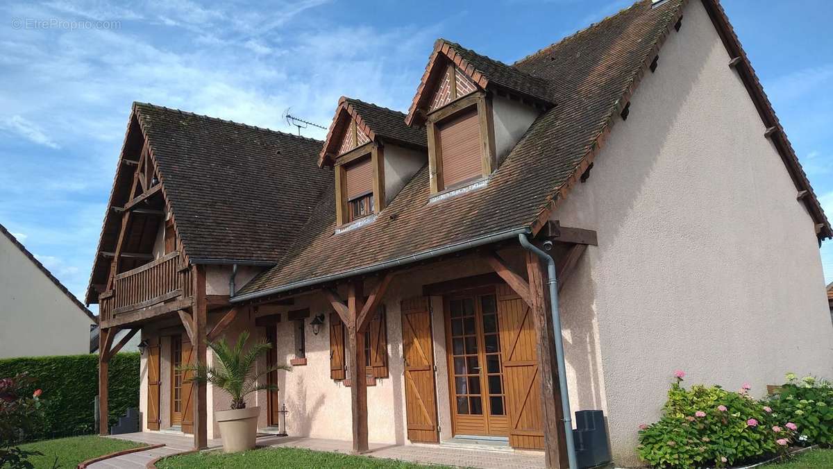 Maison à VILLEMANDEUR