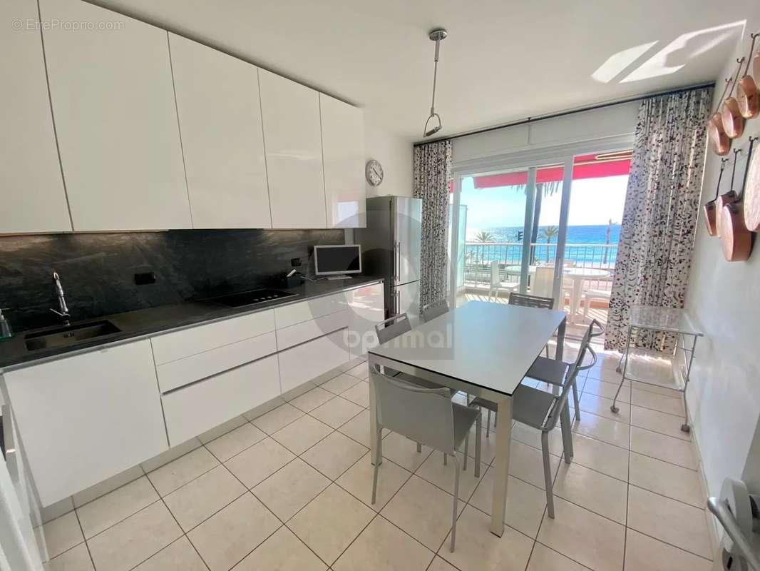 Appartement à MENTON