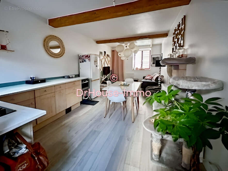 Appartement à TREVOUX