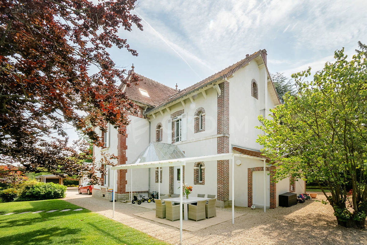 Maison à AUXERRE