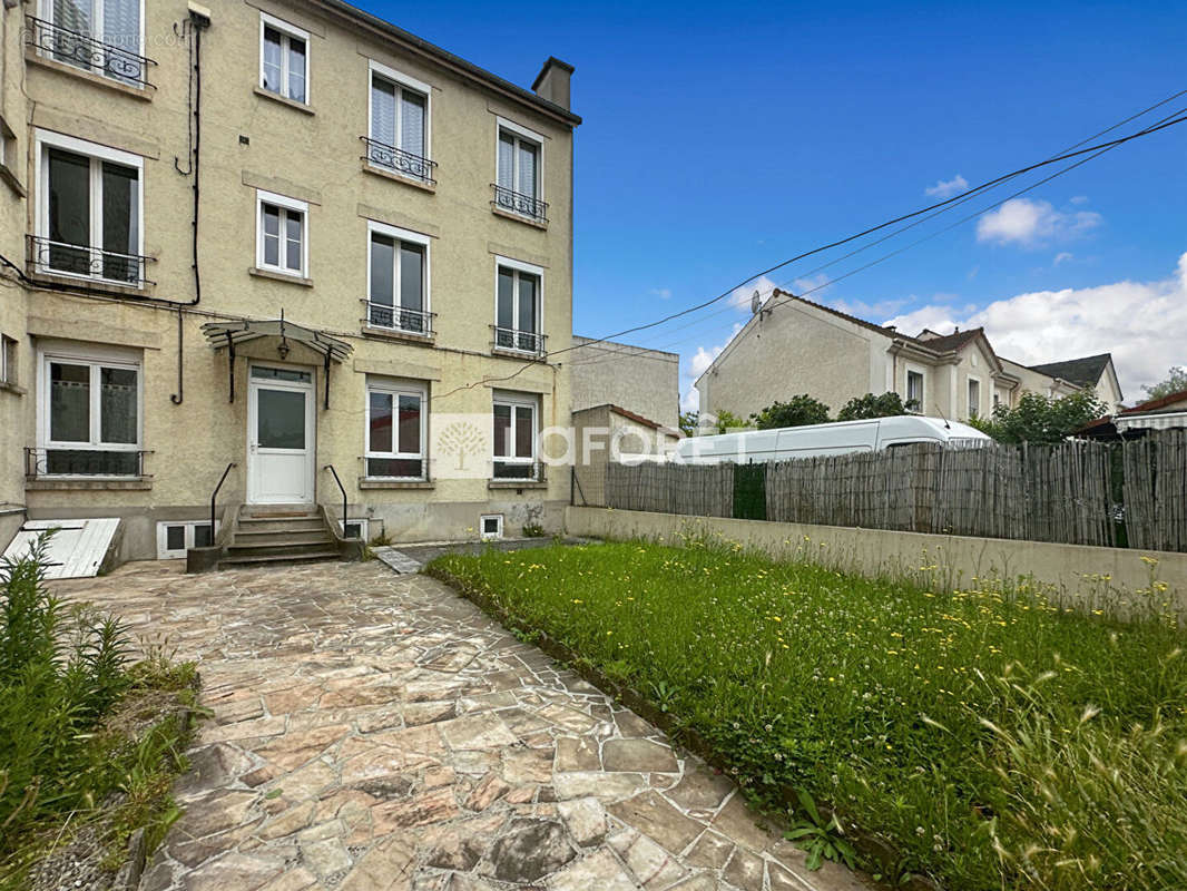 Appartement à MAISONS-ALFORT