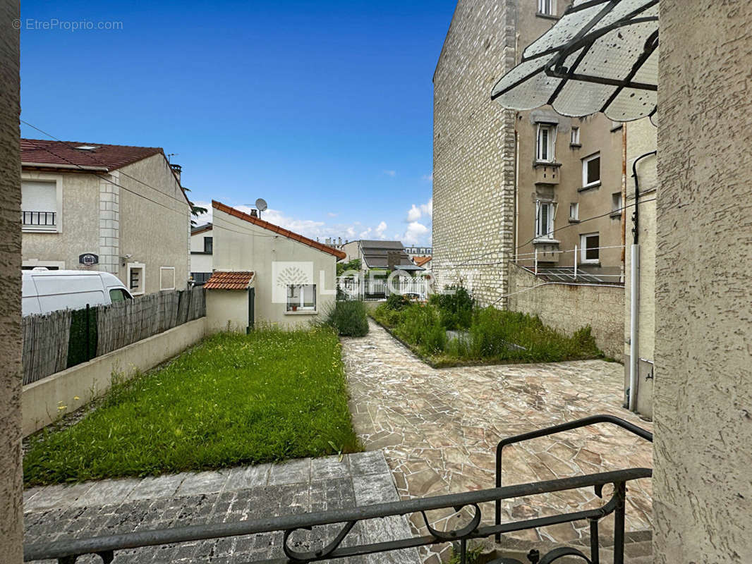 Appartement à MAISONS-ALFORT