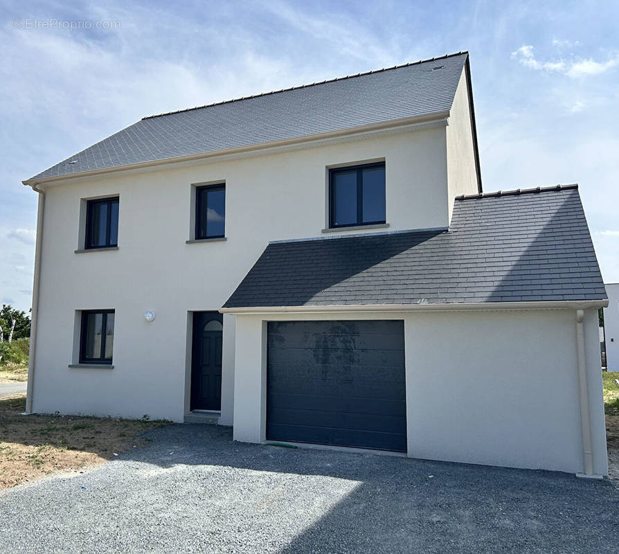 Maison à SAINT-MATHURIN-SUR-LOIRE