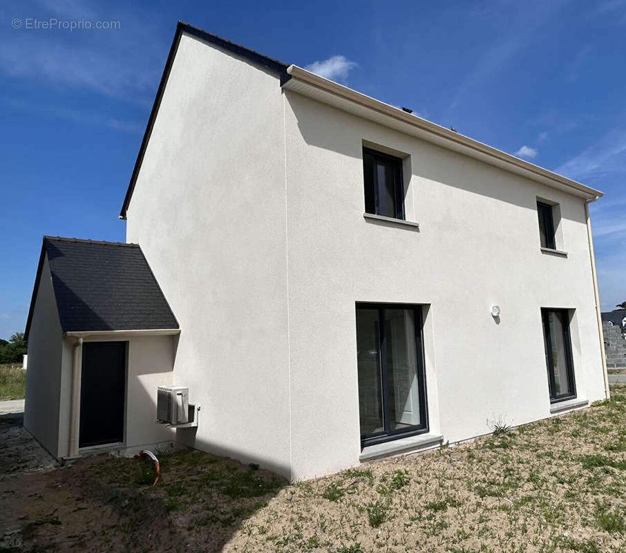 Maison à SAINT-MATHURIN-SUR-LOIRE