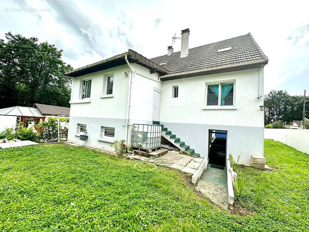 Maison à YERRES