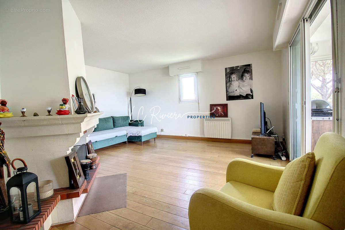 Appartement à SAINT-RAPHAEL