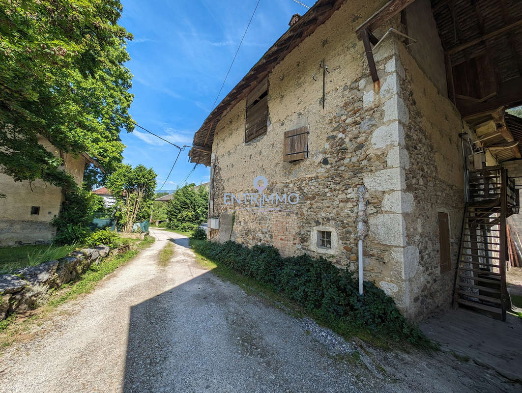 Maison à ALBENS