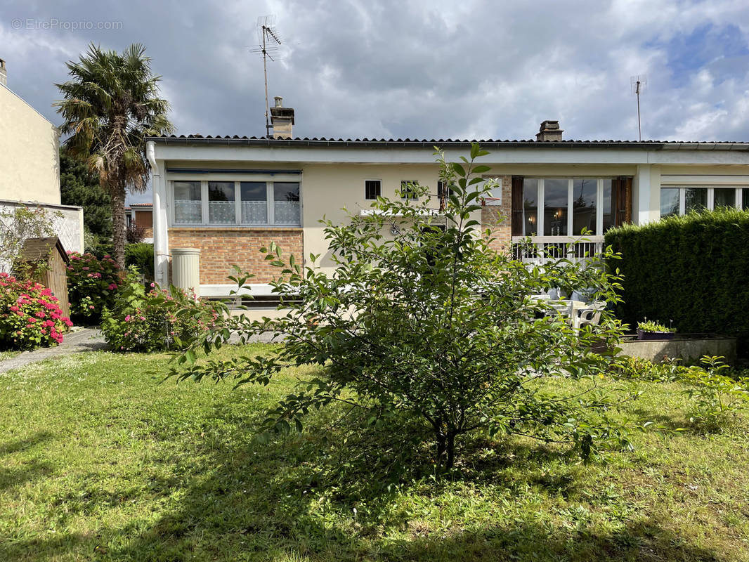 Maison à PONTOISE