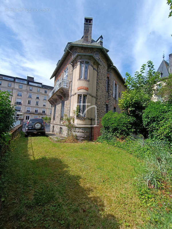 Maison à MONT-DORE