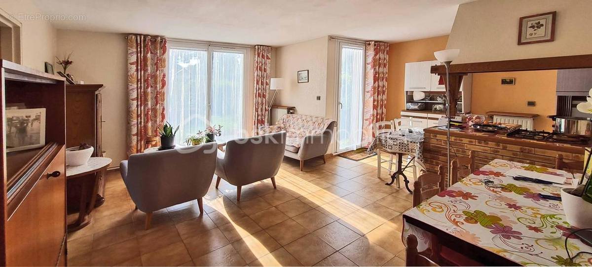 Appartement à NANDY