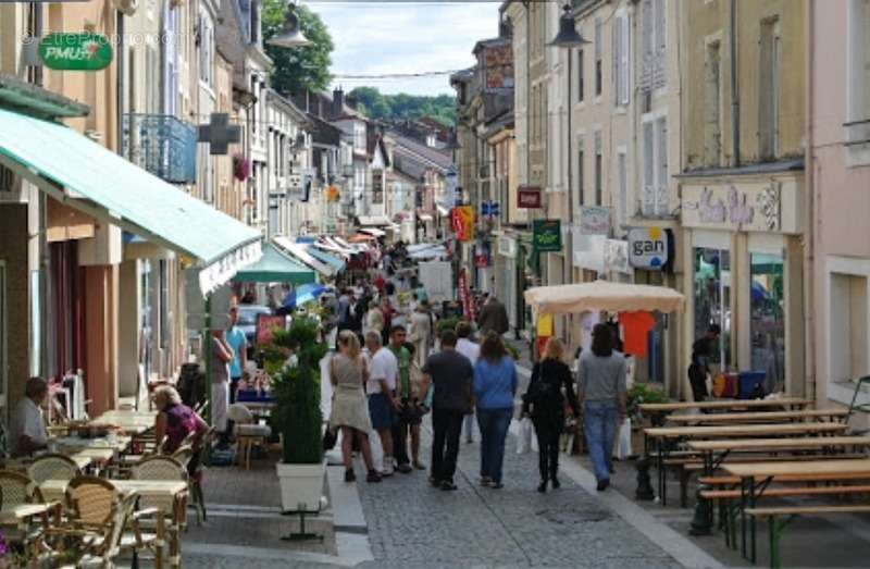 Appartement à BOURBONNE-LES-BAINS