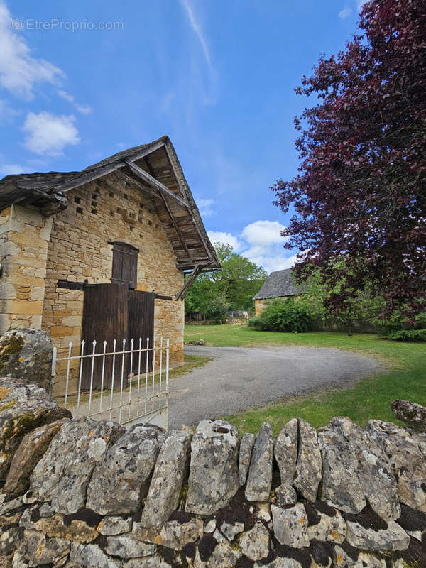 Maison à BOZOULS