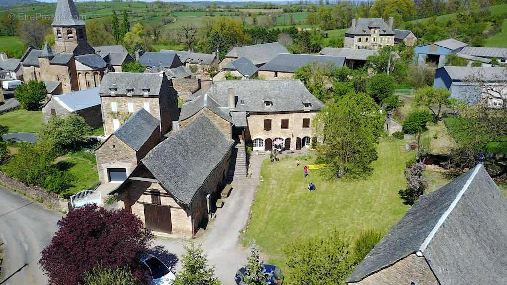 Maison à BOZOULS