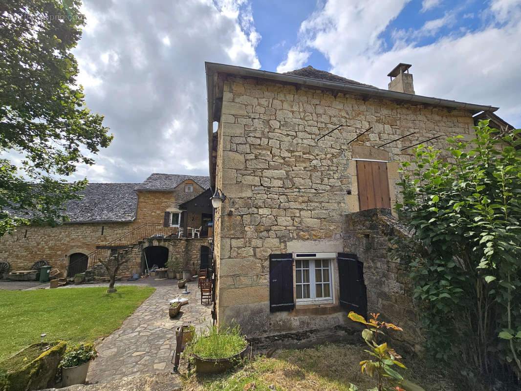 Maison à BOZOULS