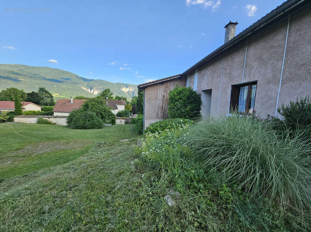 Maison à SAINT-SAUVEUR