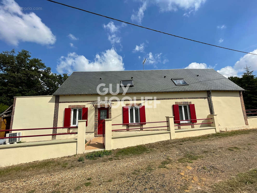 Maison à BRETEUIL